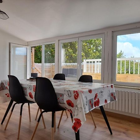 Logement Lumineux Avec Terrasse La Roche-sur-Yon Exteriör bild