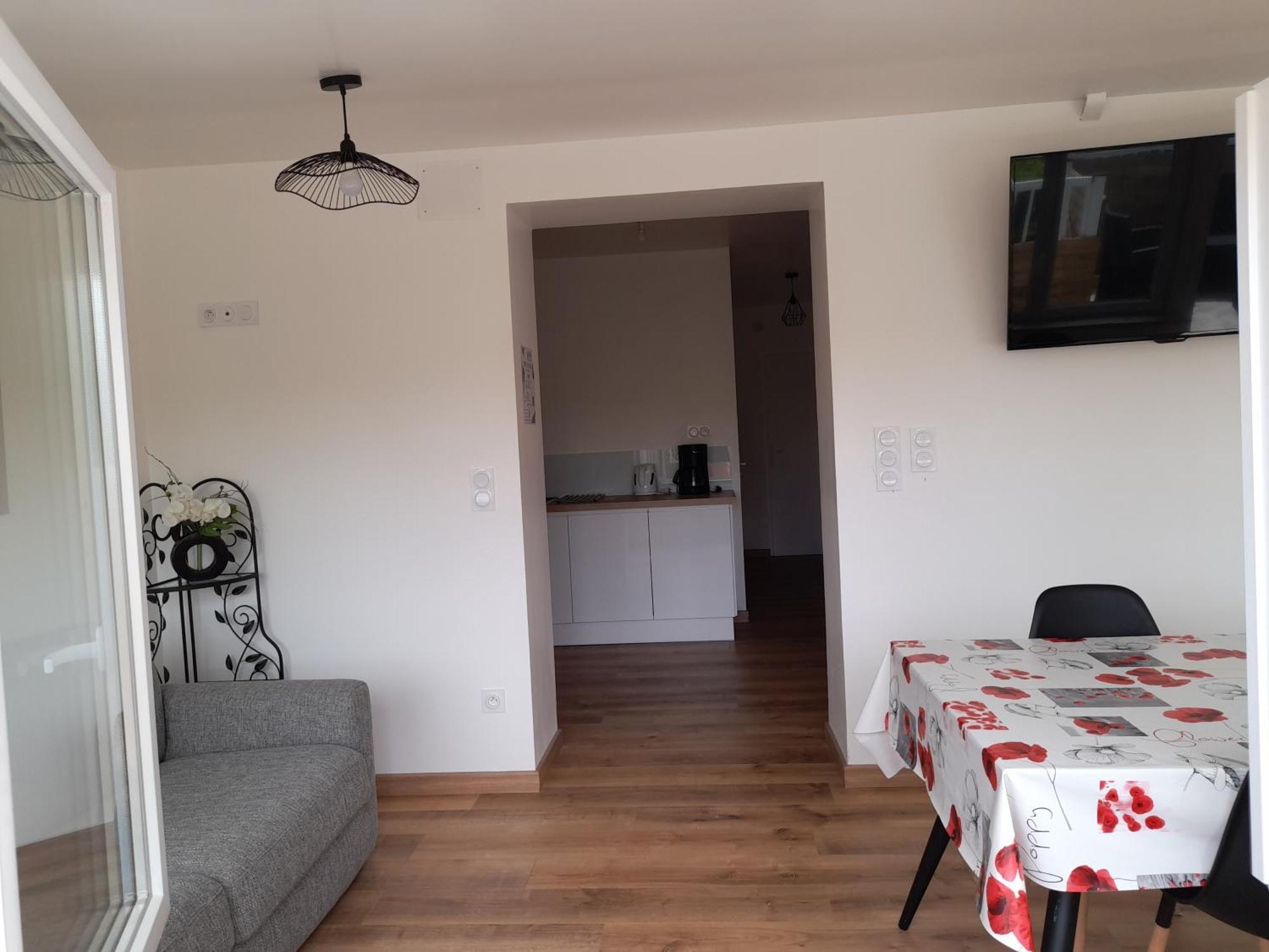 Logement Lumineux Avec Terrasse La Roche-sur-Yon Exteriör bild